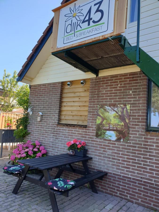 Logeren Op Dijk43 Broek op Langedijk Exterior foto