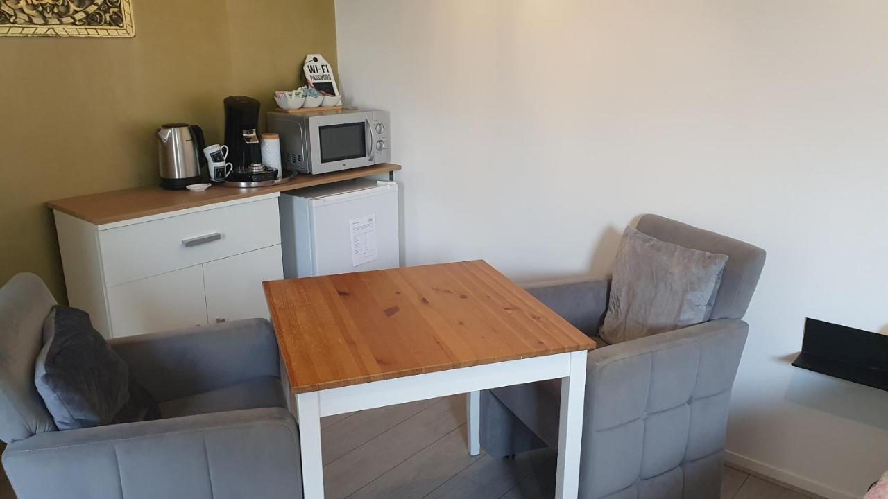 Logeren Op Dijk43 Broek op Langedijk Exterior foto